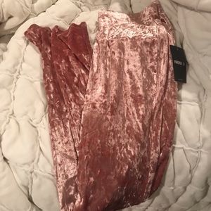 Pink velvet leggings